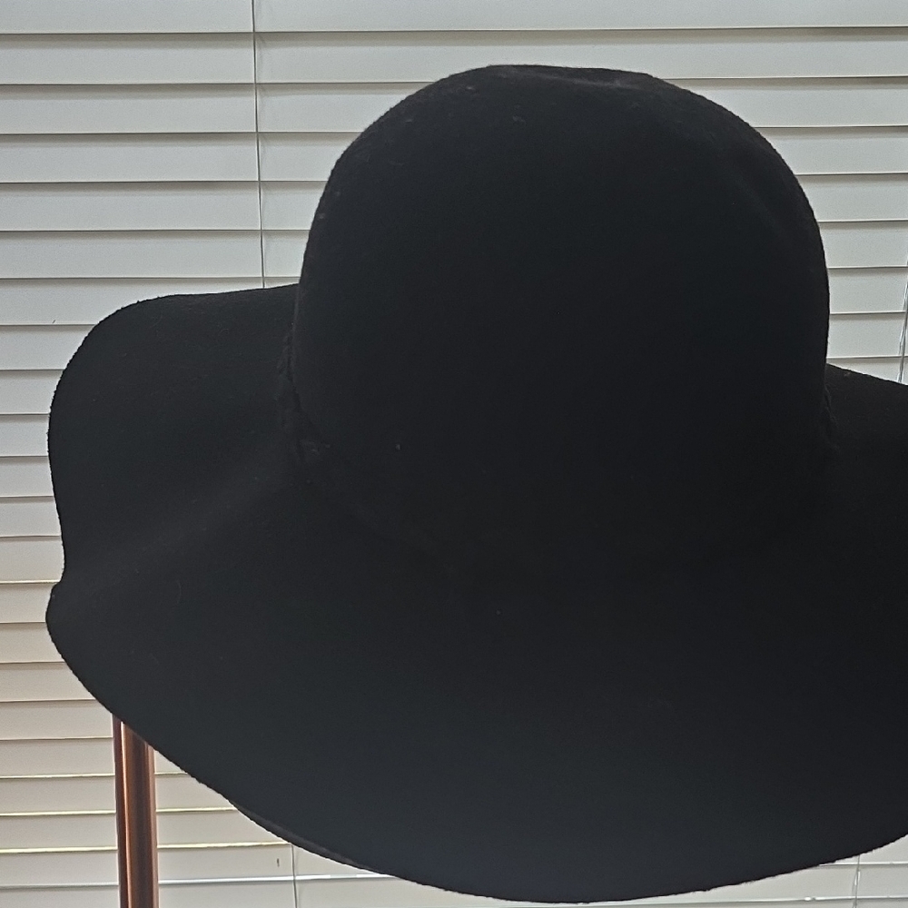 Elegant Black Women's Hat